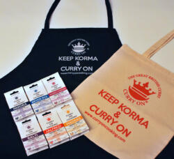 6 Curry On Cooking Curry kis a black apron and cotton shopper bag for life